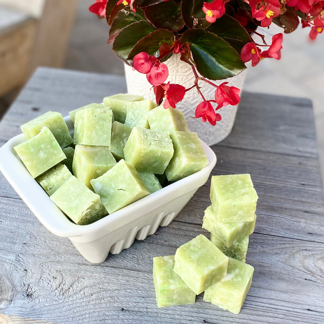 Aloe & Cucumber Facial Bar